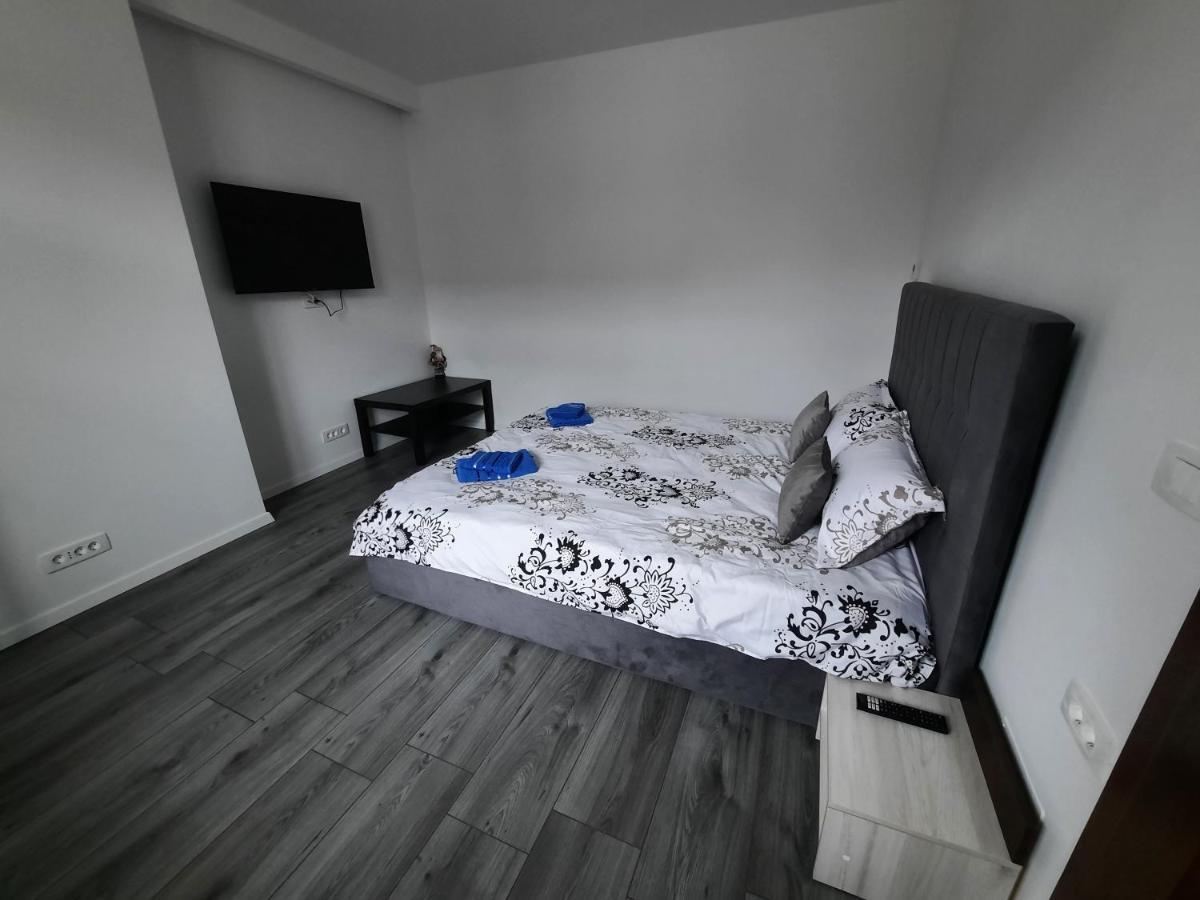 Appartement House Side By Side à Braşov Extérieur photo