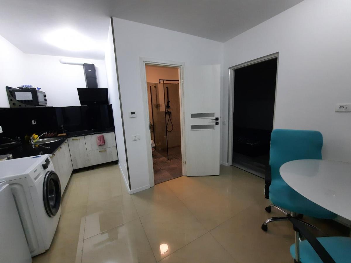 Appartement House Side By Side à Braşov Extérieur photo